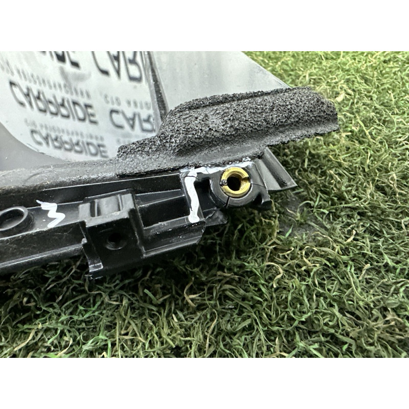 Форточка дверцят (кузов и элементы) LAND ROVER Range Rover L405 2014 5.0 LR065502