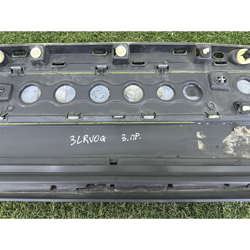 Накладка двери внешняя (кузов и элементы) LAND ROVER Range Rover L405 2014 5.0 LR038855