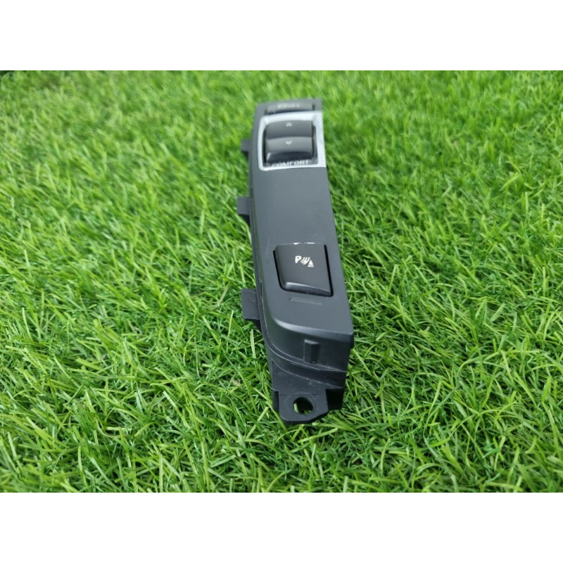 Блок кнопок (електрика / кнопки) BMW 5-series F10 2015 2.0 N20 61319267892