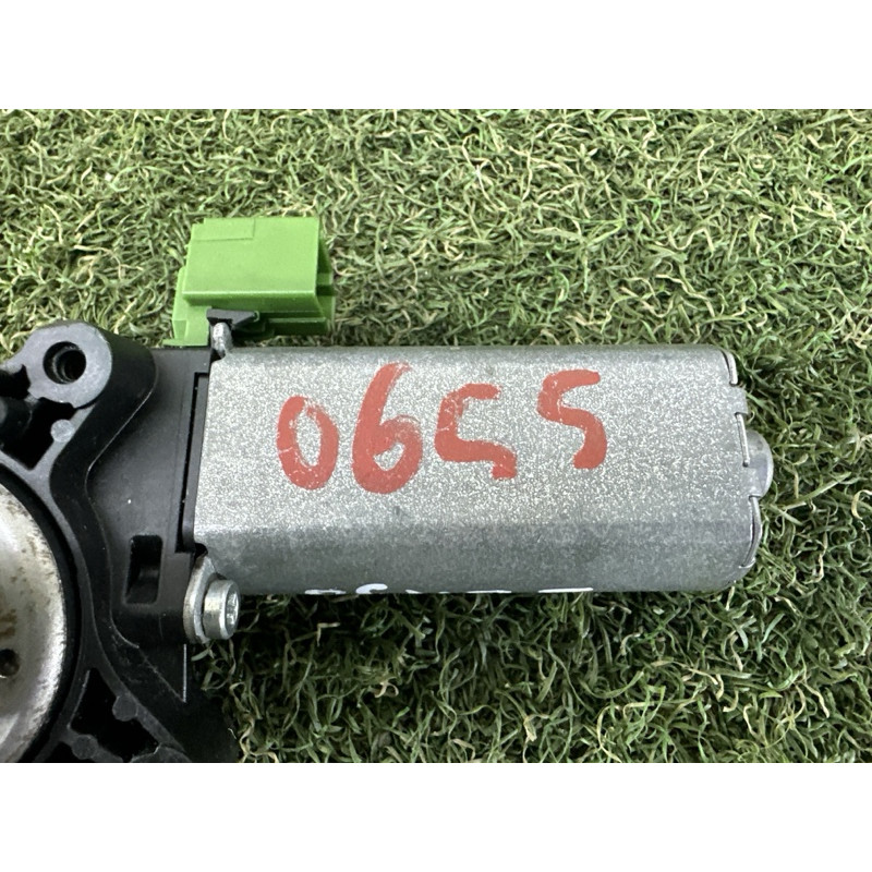 Моторчик регулировки сидения (электрика) AUDI A4 B9 2017 2.0 8W0881105AJ