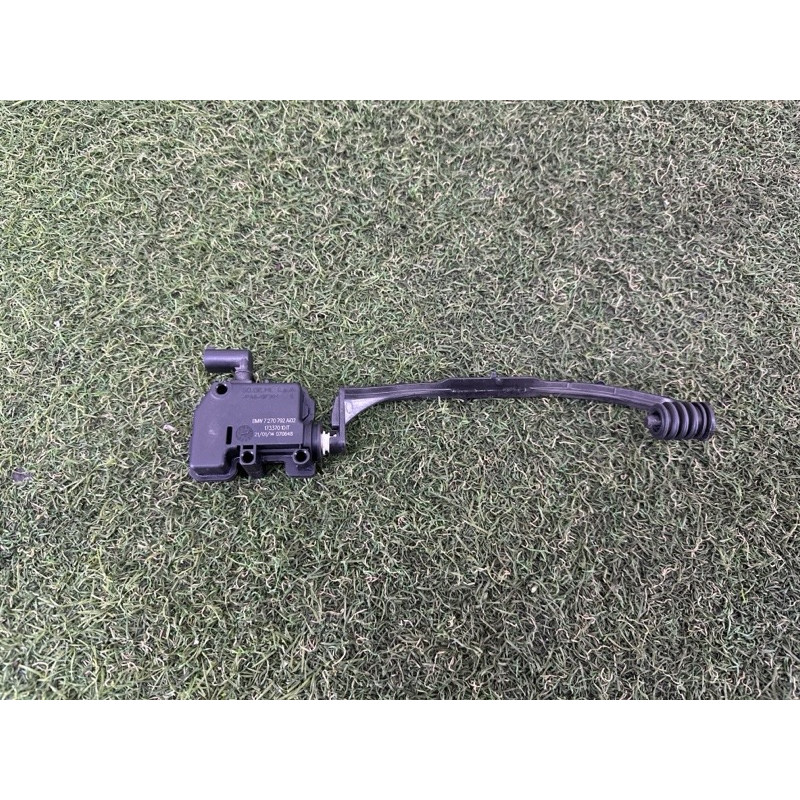 Привід лючка паливного бака (електрика) BMW X5 F15 2015 3.0 67117270792