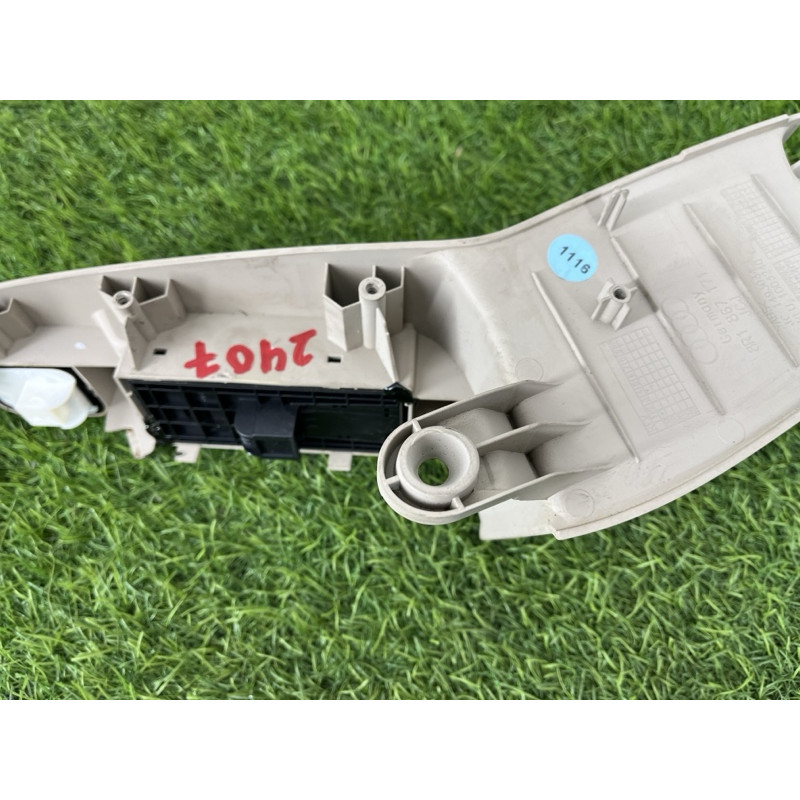 Блок кнопок склопідйомників (електрика / кнопки) AUDI Q5 8R 2010 3.2 CALB 8R1867171A12T