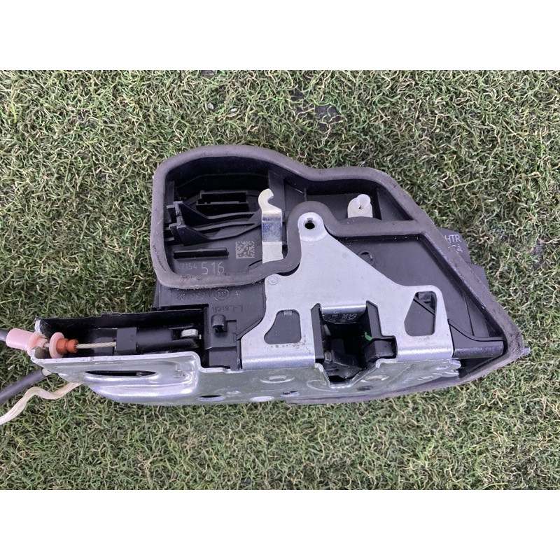 Замок дверей (кузов і елементи) BMW 5-series F10 2011 3.0 51217154516