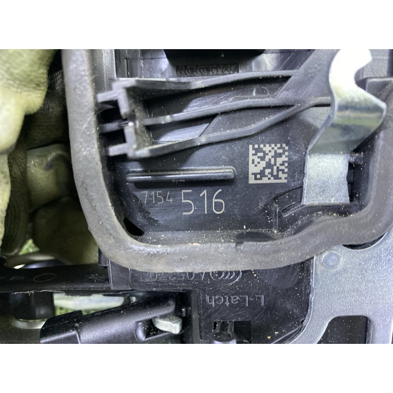 Замок дверей (кузов і елементи) BMW 5-series F10 2011 3.0 51217154516