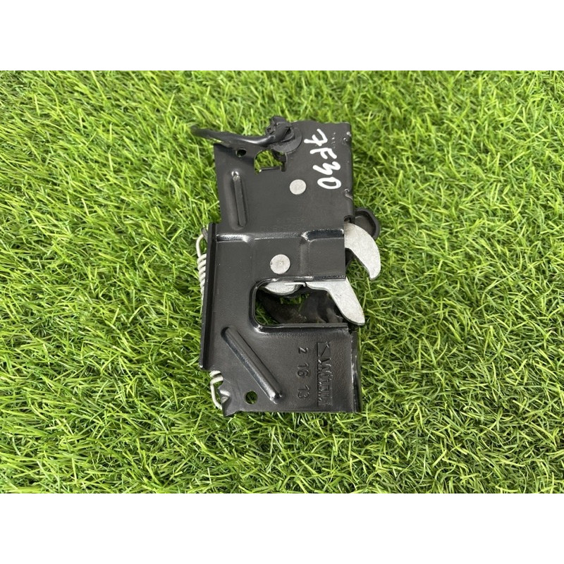 Замок капота (кузов і елементи) BMW 3-series F30 2013 2.0 51237242548