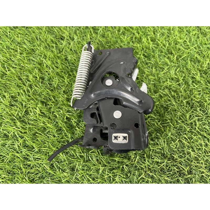 Замок капота (кузов і елементи) BMW 3-series F30 2013 2.0 51237242548