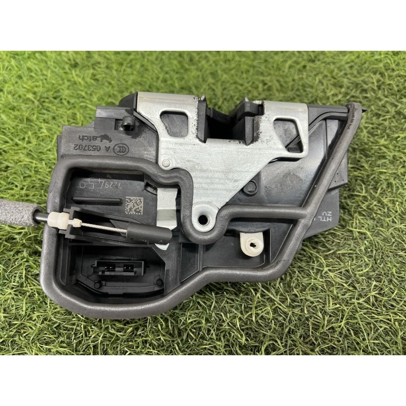 Замок двери (кузов и элементы) BMW X1 E84 2014 2.0 51227229459