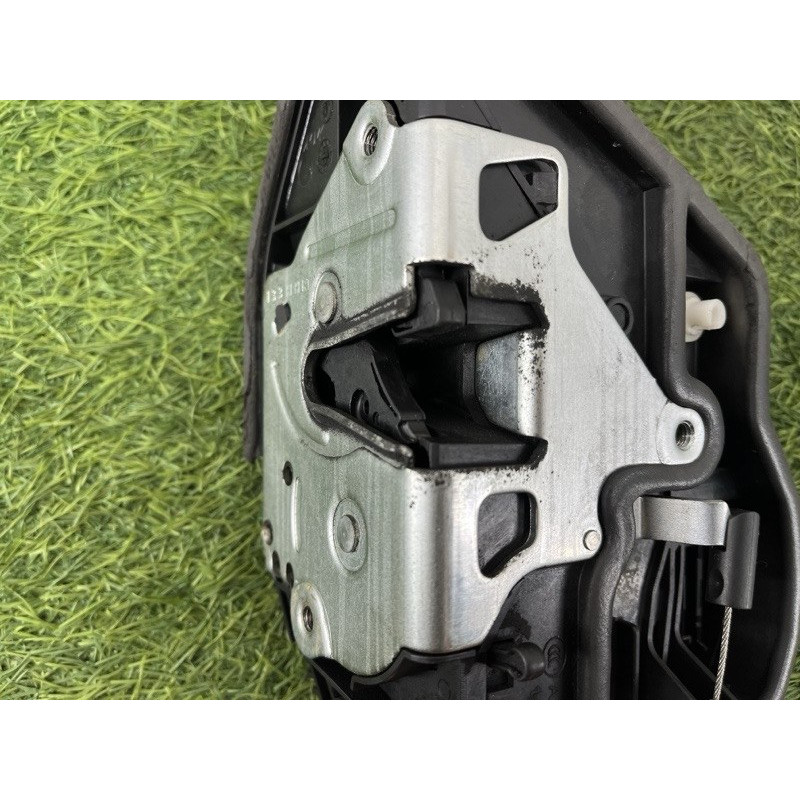 Замок двери (кузов и элементы) BMW X1 E84 2014 2.0 51227229459