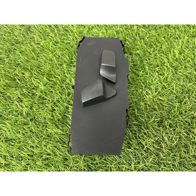 Блок регулировки сидения (закрытая категория) BMW X1 E84 2014 2.0 61319265262