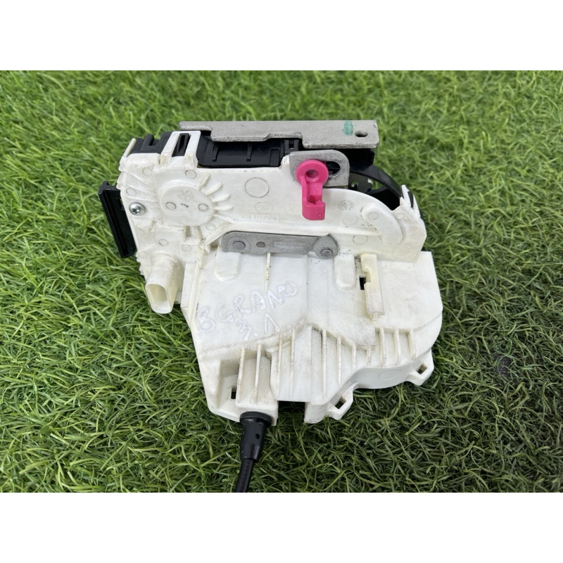 Замок двери (кузов и элементы) Jeep Grand Cherokee WK2 2018 3.6 4589923AH
