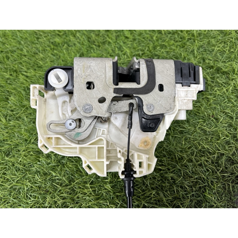 Замок двери (кузов и элементы) Jeep Grand Cherokee WK2 2018 3.6 4589923AH
