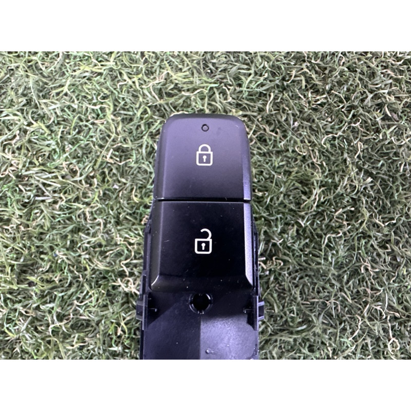 Кнопка склопідйомника (электрика / кнопки) KIA K5 DL3 2021 1.6 93576L2000
