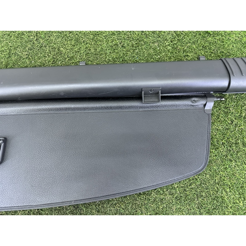 Шторка багажника (салон) Volkswagen Touareg NF 2012 3.0 7P686777345W
