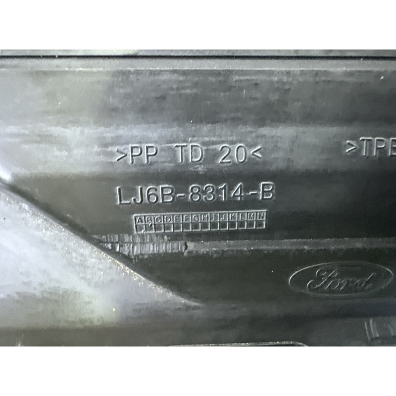 Диффузор радиатора (кузов и элементы) FORD ESCAPE MK4 2020 1.5 LJ6Z8327B