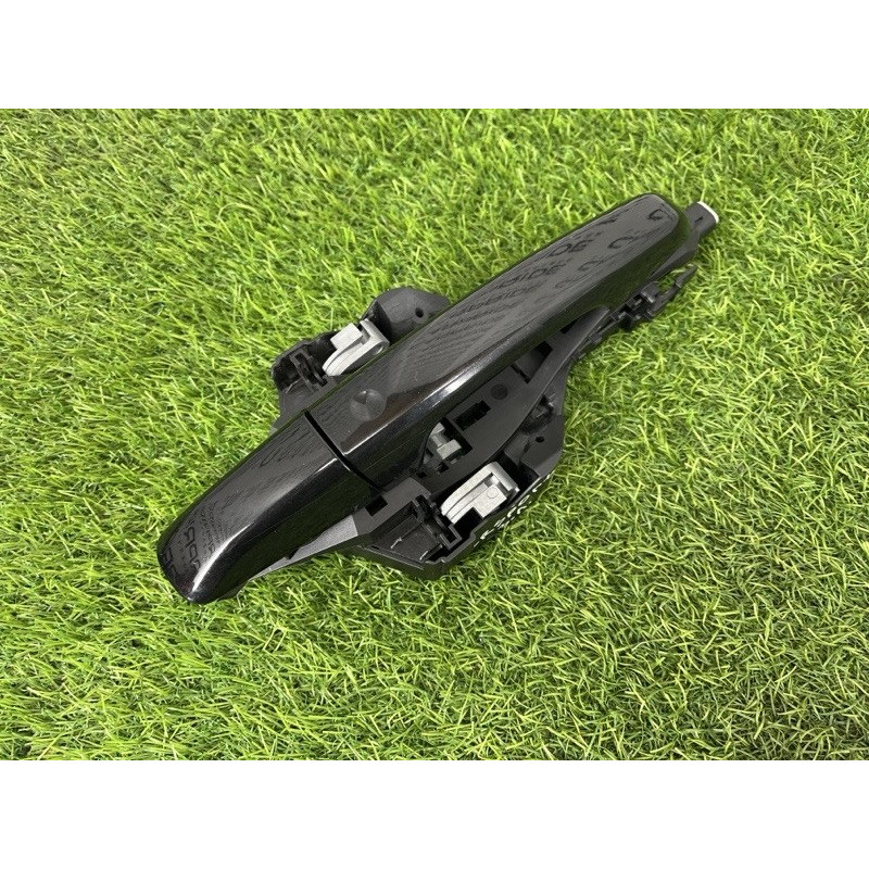 Ручка двері зовнішня (кузов и элементы) LAND ROVER RANGE ROVER Sport L494 2016 3.0 Diesel LR061200