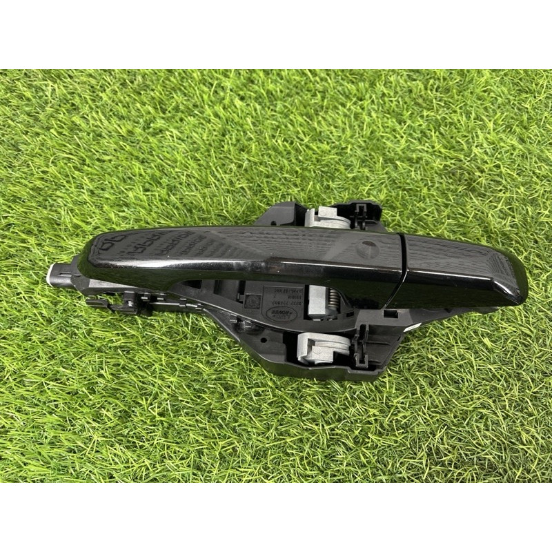 Ручка двері зовнішня (кузов и элементы) LAND ROVER RANGE ROVER Sport L494 2016 3.0 Diesel LR061200