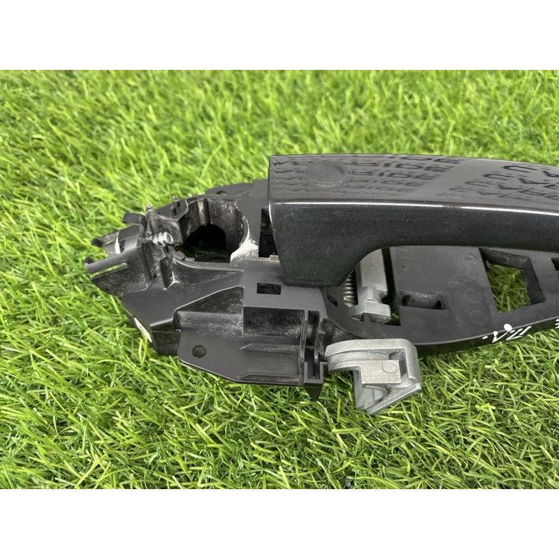 Ручка двери внешняя (кузов и элементы) LAND ROVER RANGE ROVER Sport L494 2016 3.0 Diesel LR061200