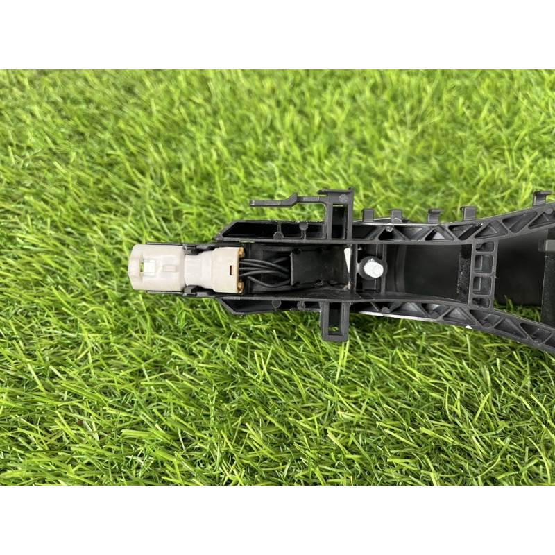 Ручка двери внешняя (кузов и элементы) LAND ROVER RANGE ROVER Sport L494 2016 3.0 Diesel LR061200