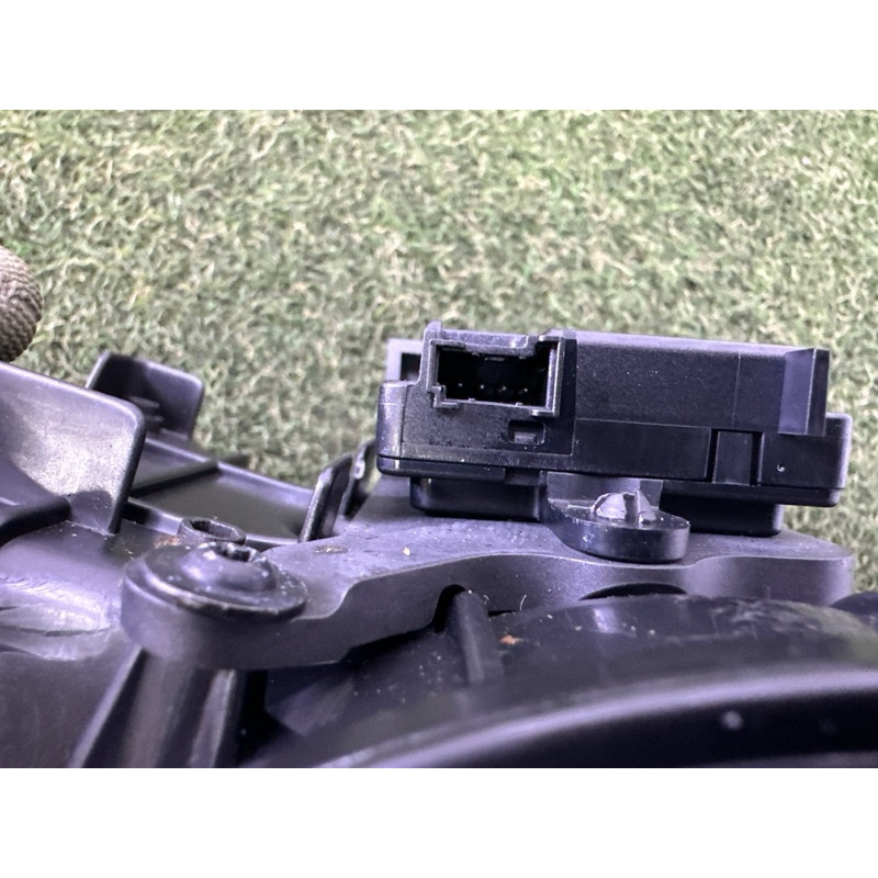 Корпус пічки (обігрів та кондиціювання) BMW X5 F15 2015 3.0 64119272626