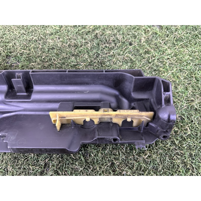 Кронштейн радіатора (кузов і елементи) BMW 3-series E90 2010 3.0 N54 17107524914