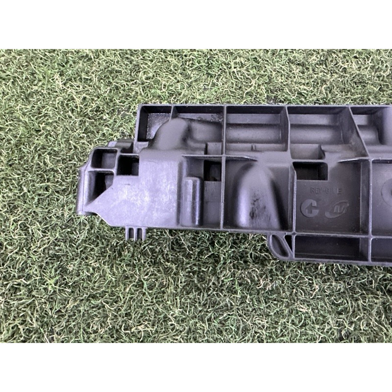Кронштейн радіатора (кузов і елементи) BMW 3-series E90 2010 3.0 N54 17107524914