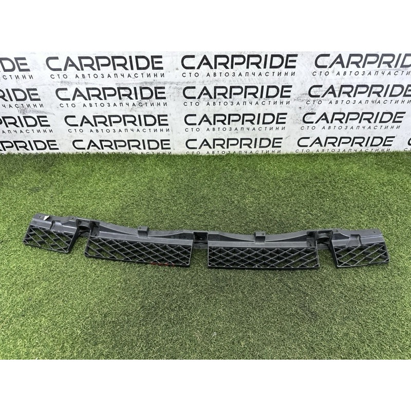 Крепление бампера (кузов и элементы) Volkswagen Touareg NF 2013 3.0 Hybrid 7P6807863