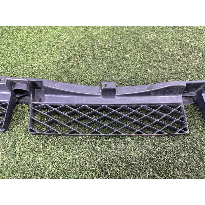 Крепление бампера (кузов и элементы) Volkswagen Touareg NF 2013 3.0 Hybrid 7P6807863