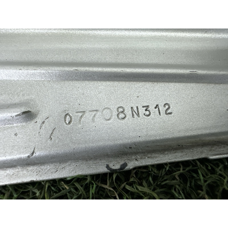 Кріплення крила (кузов і елементи) BMW X3 F25 2013 2.0 41357267325