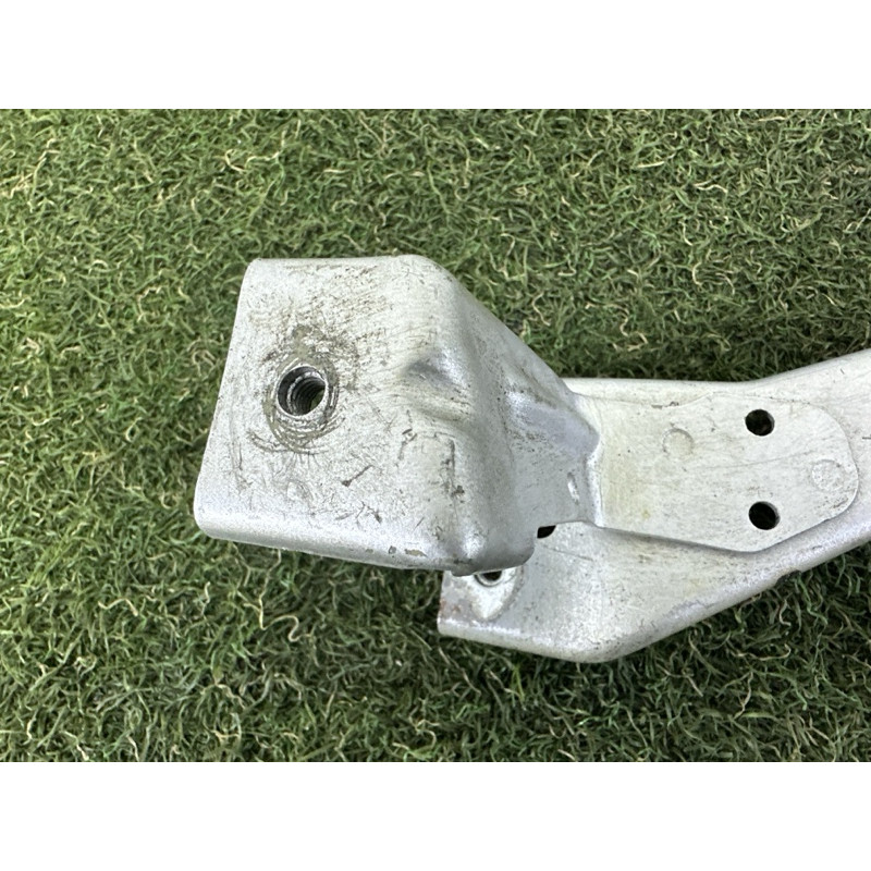 Кріплення крила (кузов і елементи) AUDI A3 8V 2015 1.8 8V0821136C