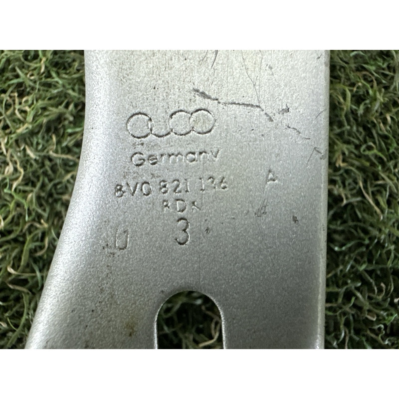 Кріплення крила (кузов і елементи) AUDI A3 8V 2015 1.8 8V0821136C