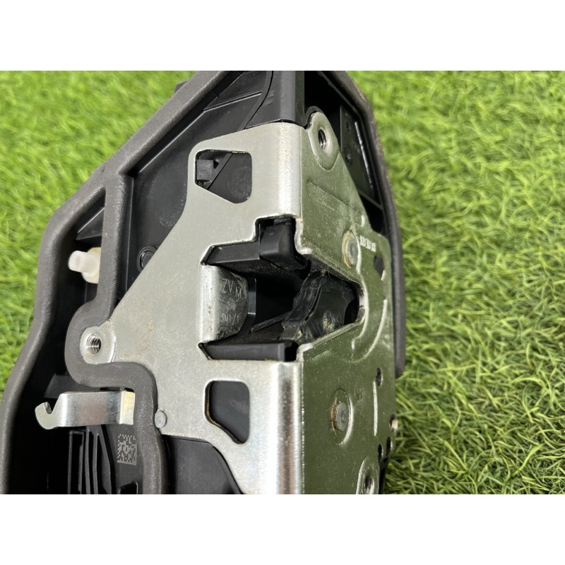 Замок двери (кузов и элементы) BMW X3 F25 2012 3.0 51227229460
