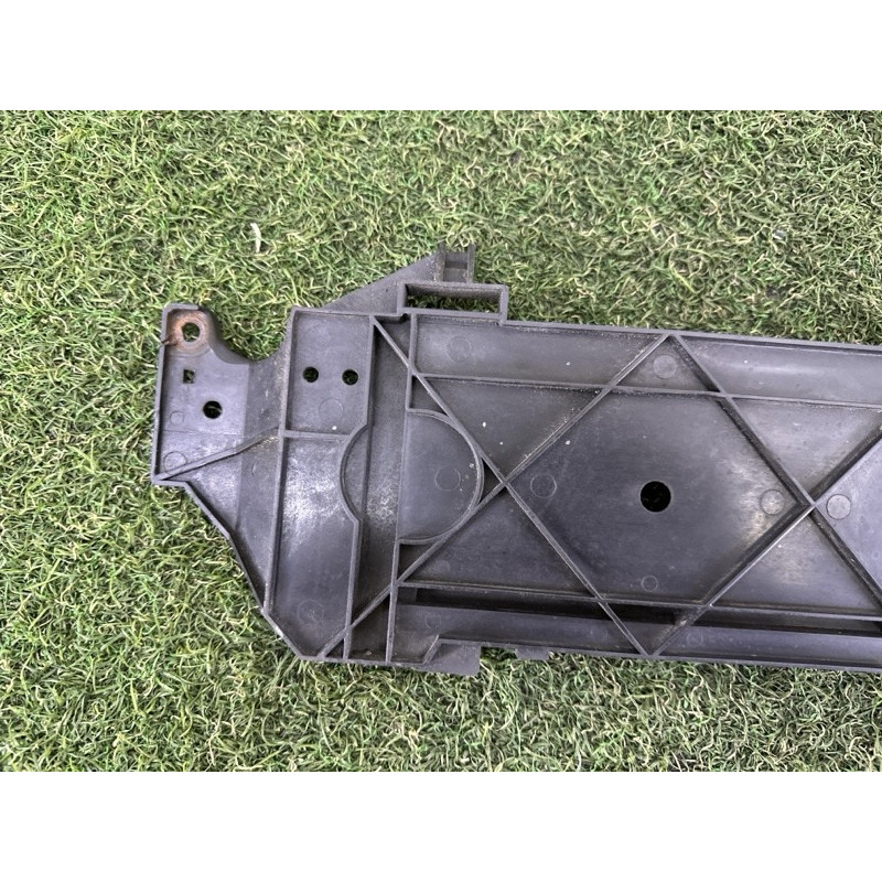 Кронштейн радиатора (кузов и элементы) BMW 5-series F10 2011 2.0 N47N 17517804619