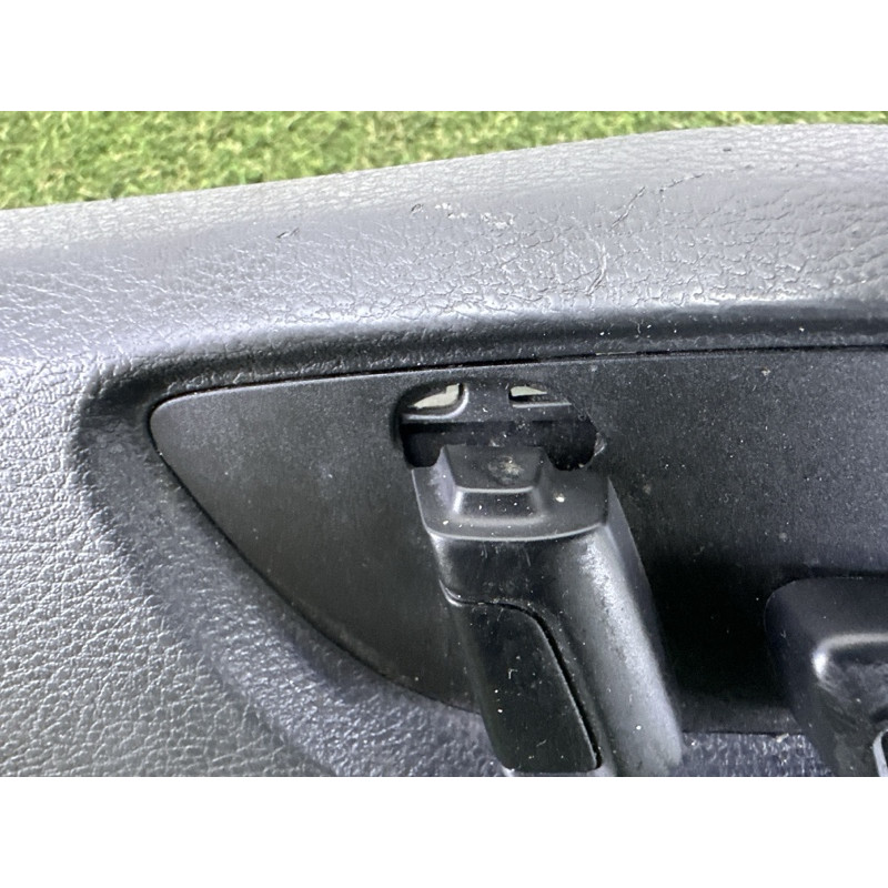 Накладка сидения (салон) Volkswagen Touareg NF 2013 3.6 CGRA 7P6881314C82V