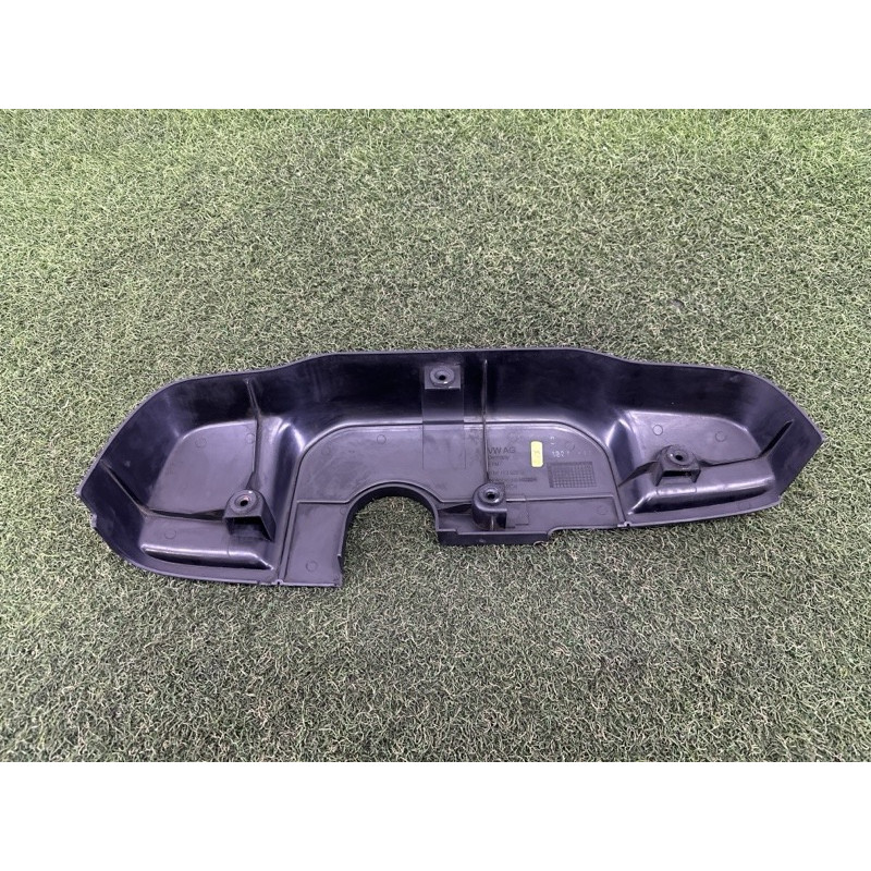 Декоративная крышка двигателя (двигатель и элементы) Volkswagen Touareg NF 2013 3.6 CGRA 03H103925G