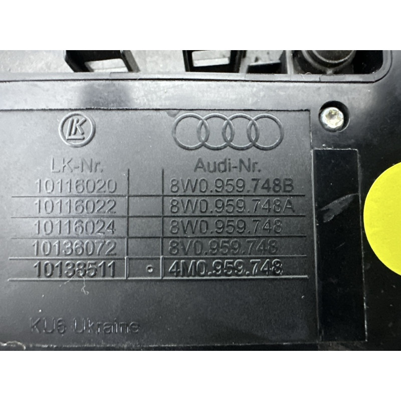 Блок регулировки сидения (закрытая категория) AUDI Q7 4M 2017 2.0 TFSI 4M0959748