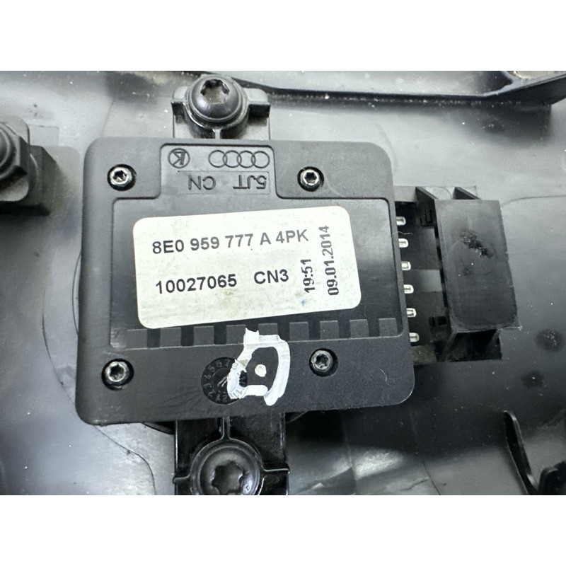 Блок регулировки сидения (закрытая категория) AUDI A3 8V 2015 1.8 CNSB 4G0959748