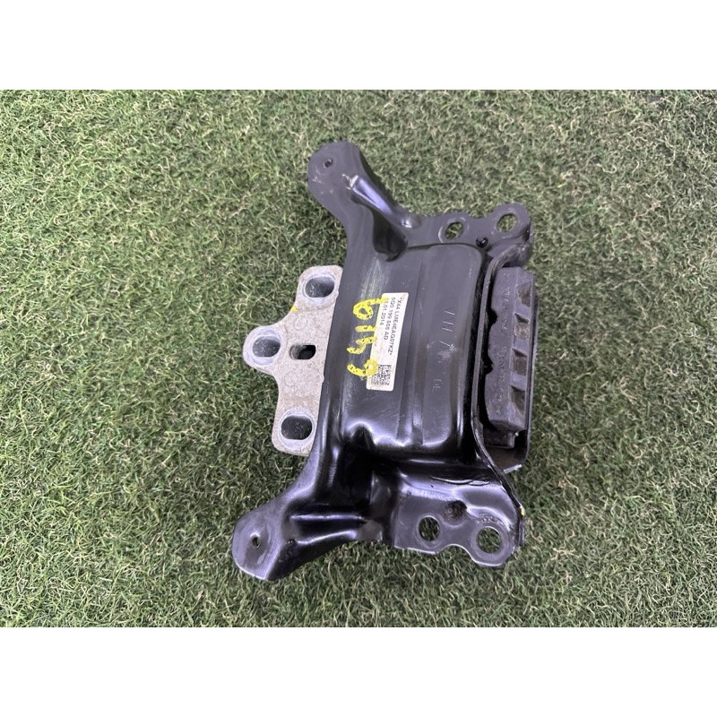 Подушка КПП (трансмиссия) AUDI A3 8V 2015 1.8 5Q0199555BJ