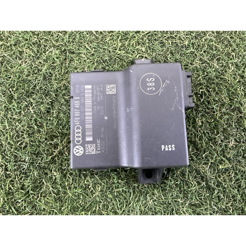 Блок Gateway (электрика / блоки управления) AUDI Q7 4L 2015 3.0 CNRB 4F0907468S