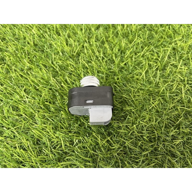 Кнопка регулировки зеркала (электрика / кнопки) AUDI A4 B8 2014 2.0 TFSI CAED 8K0959565EWEP