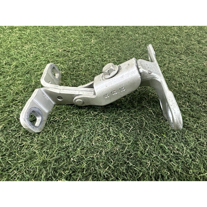 Петля багажника (кузов и элементы) BMW X5 F15 2015 3.0 41007378126