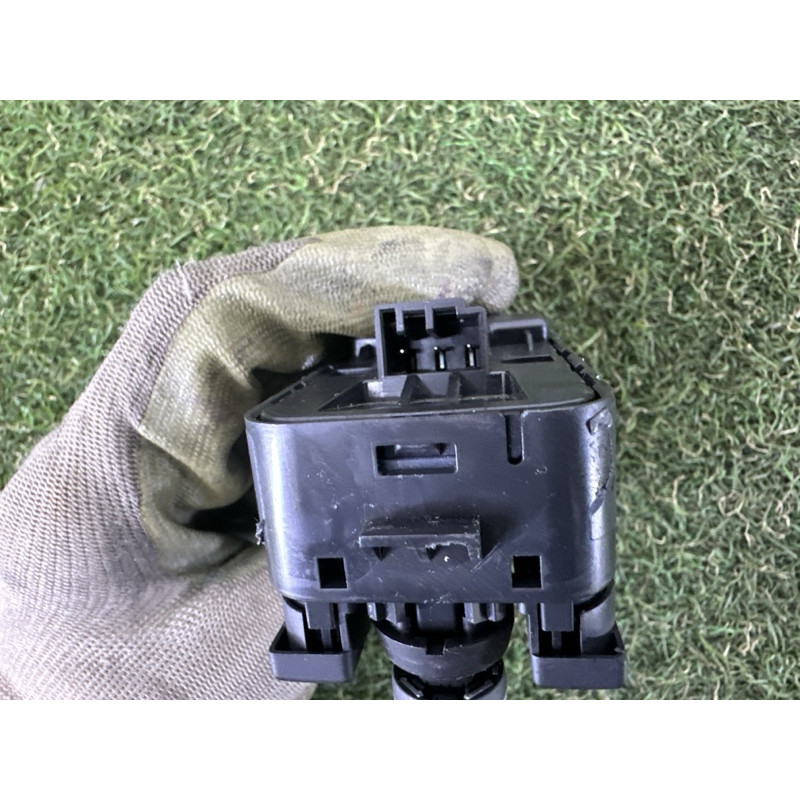 Блок кнопок склопідйомників (електрика / кнопки) LAND ROVER Range Rover Velar L560 2018 2.0 LR085481