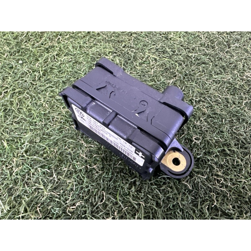 Датчик поперечного ускорения (ESP) (электрика / датчики) Volkswagen Touareg NF 2013 3.6 7P0907652