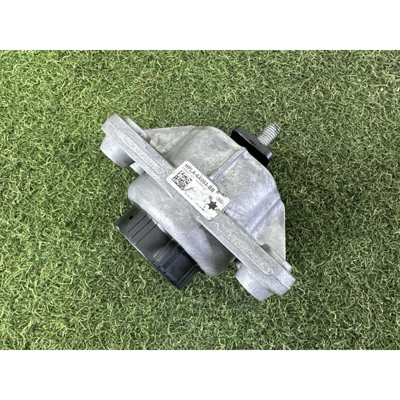 Подушка двигуна (двигатель и элементы) LAND ROVER RANGE ROVER Sport L494 2014 5.0 LR105970