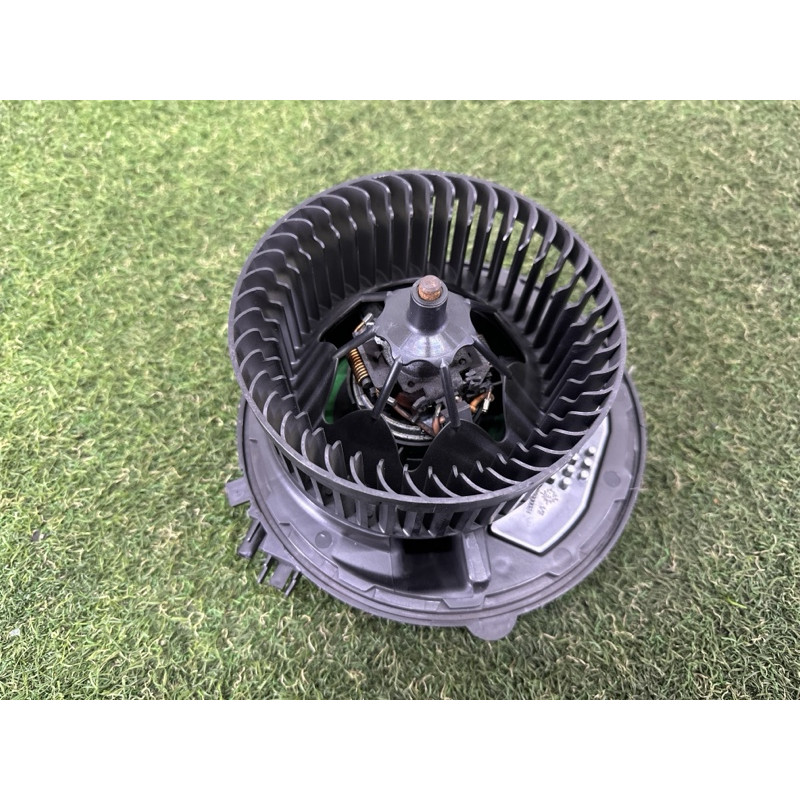 Мотор печки (отопление и кондиционирование) AUDI A3 8V 2015 1.8 5Q1819021B