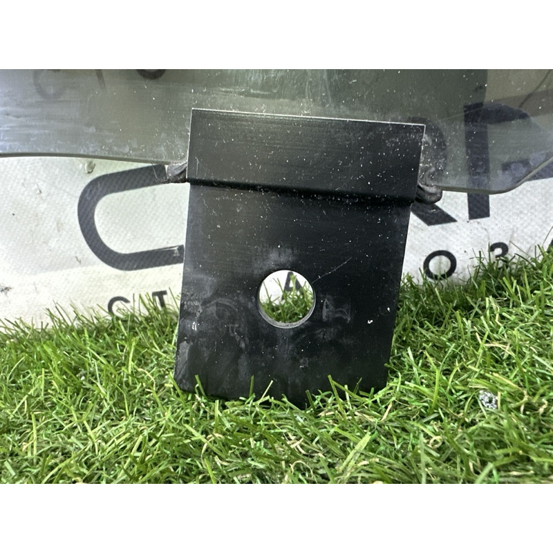Скло (кузов и элементы) LAND ROVER Range Rover L405 2014 5.0 LR052676