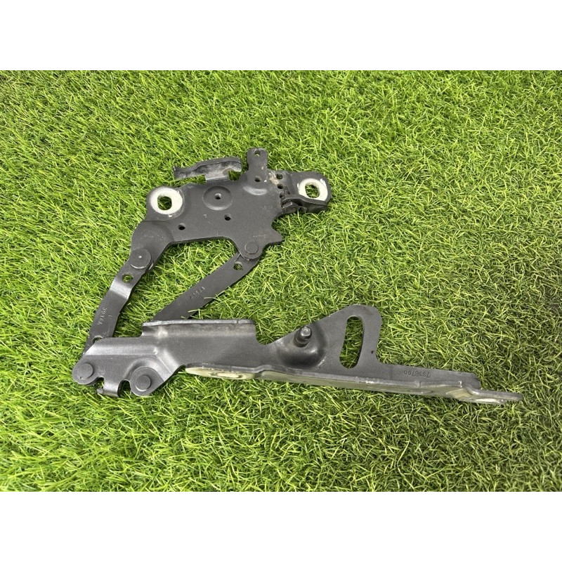 Петля капота (кузов и элементы) BMW 3-series F30 2015 2.0 41617286344
