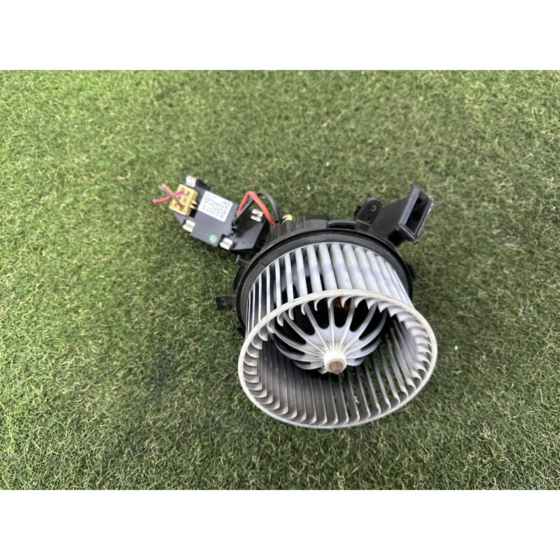 Мотор печки (отопление и кондиционирование) AUDI Q5 8R 2012 3.2 8K1820021C