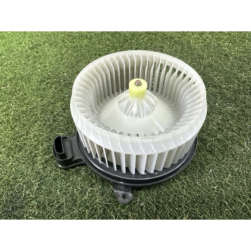 Мотор печки (отопление и кондиционирование) LAND ROVER Range Rover L405 2014 5.0 LR046947