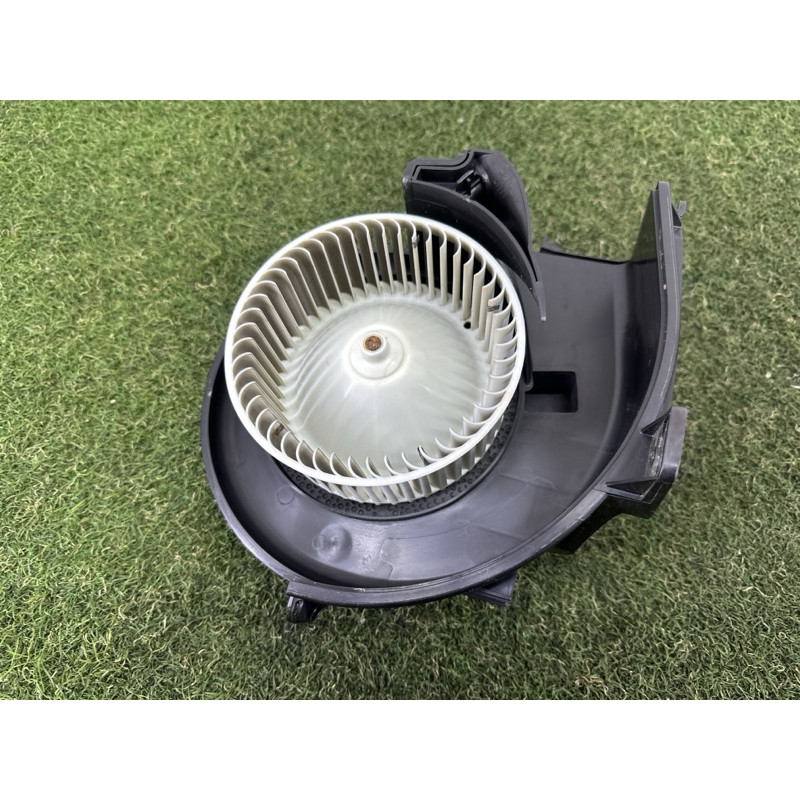 Мотор печки (отопление и кондиционирование) Volvo XC90 T6 2017 2.0 31497372