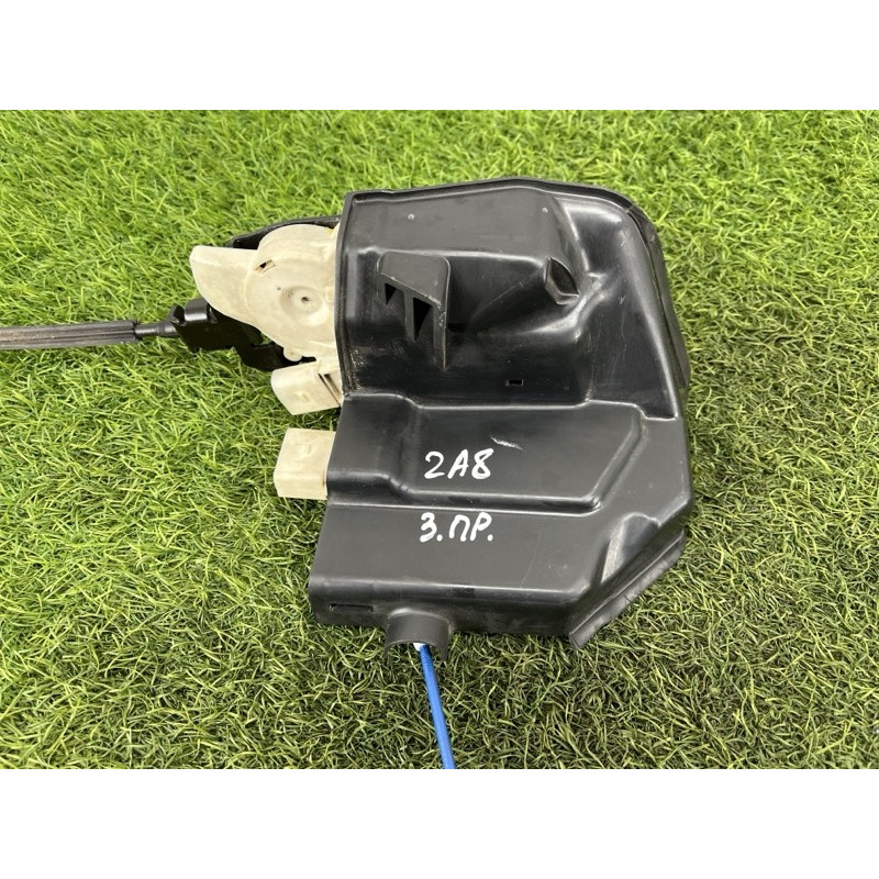 Замок дверей (кузов і елементи) AUDI A8 D4 2011 4.2 CDRA 4H0839016D